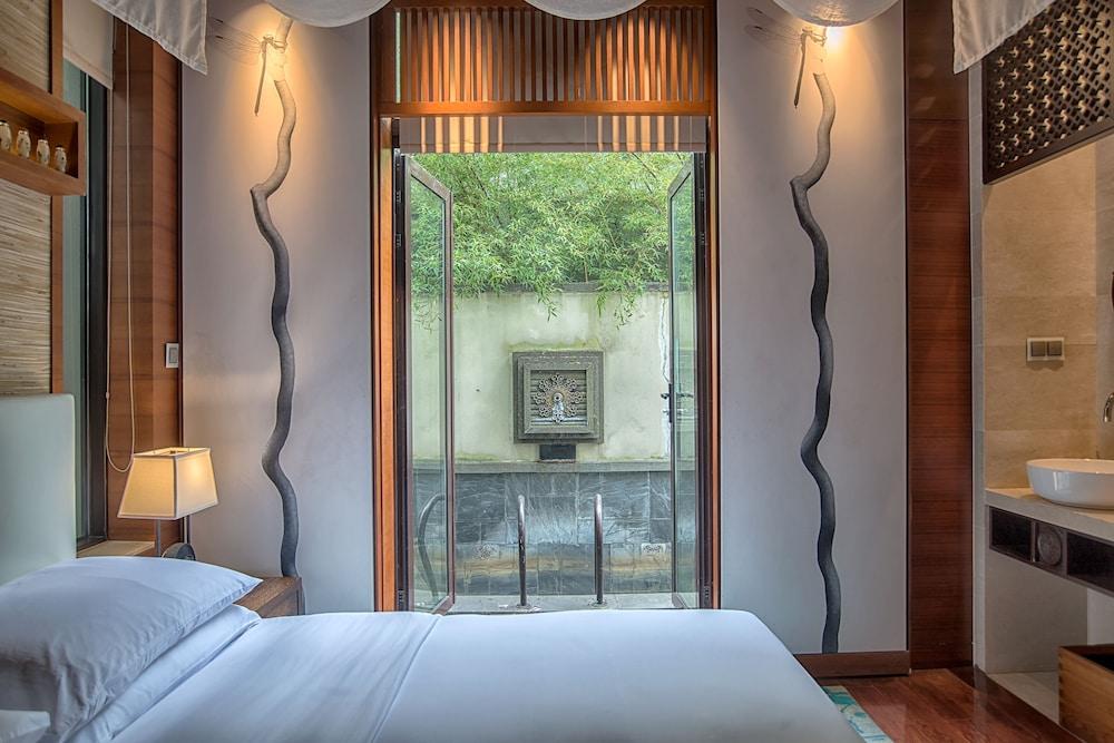 Park Hyatt Ningbo Resort & Spa Exterior photo
